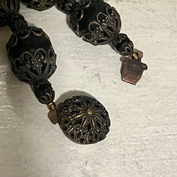 VIntage 1950s Black Beaded Statement Necklace Goth whimsygoth Antique - Picture 11 of 11